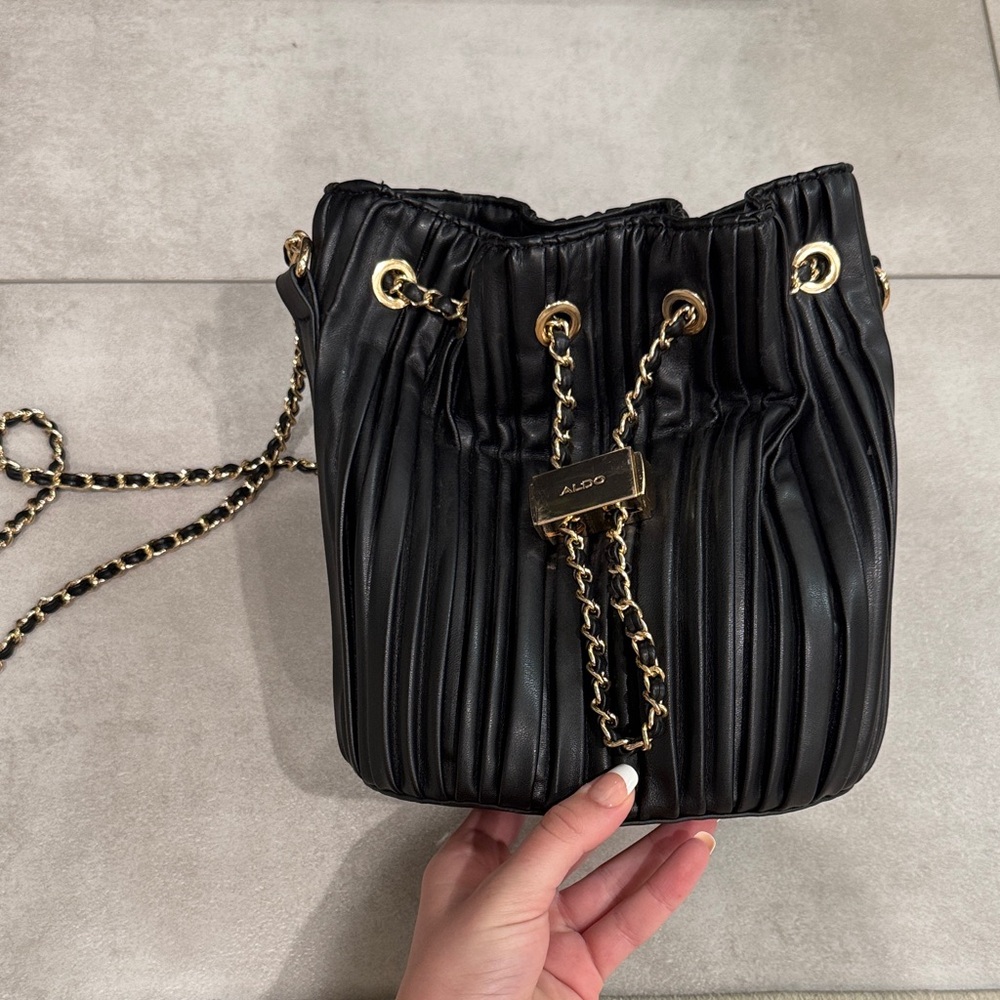 ALDO Black Pleated Crossbody Bag with Gold Chain